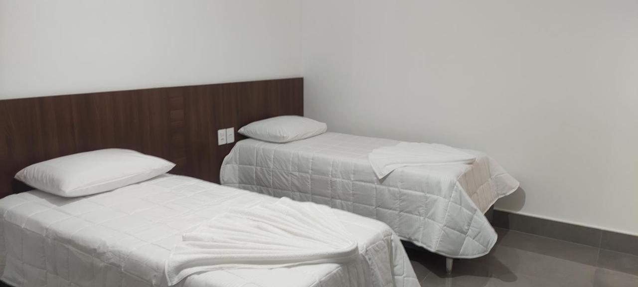 Hotel Esmeralda Verde Teófilo Otoni Buitenkant foto