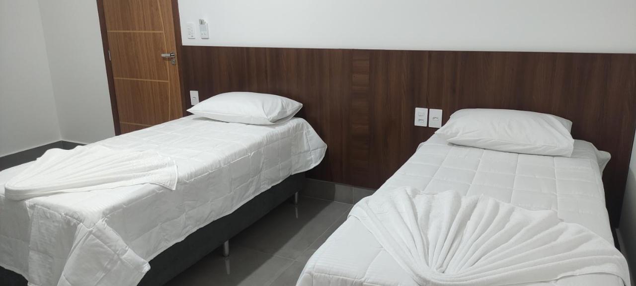 Hotel Esmeralda Verde Teófilo Otoni Buitenkant foto