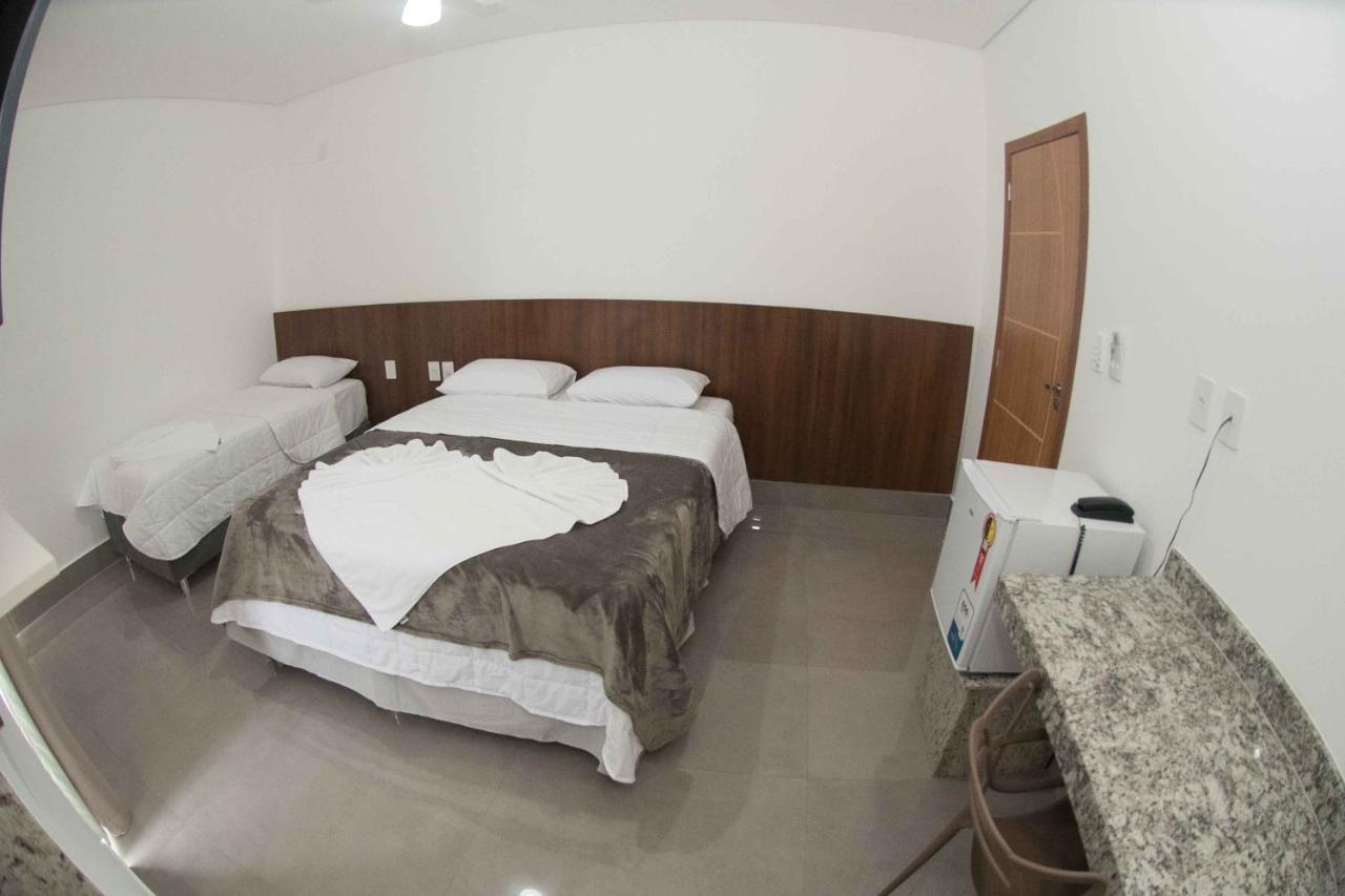 Hotel Esmeralda Verde Teófilo Otoni Buitenkant foto