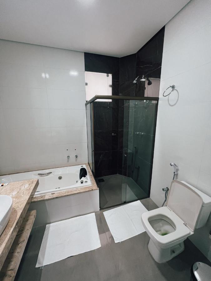 Hotel Esmeralda Verde Teófilo Otoni Buitenkant foto
